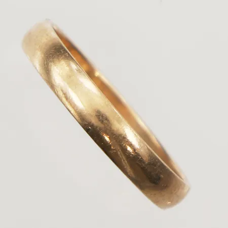 Ring slät, stl 20, bredd 3,5mm, gravyr, Schalins, 9K  Vikt: 2,3 g