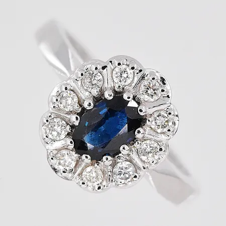 Carmoséring vitguld med diamanter 0,20ctv enligt gravyr, safir, stl 16, 18K Vikt: 3,5 g