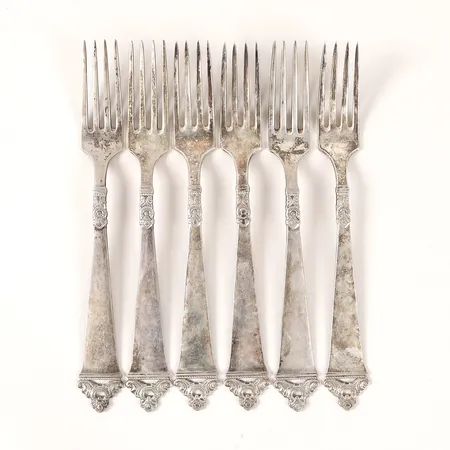 Sex matgafflar, norska stämplar, längd 19,5cm, slitage, 830/1000 silver. Vikt: 243,6 g