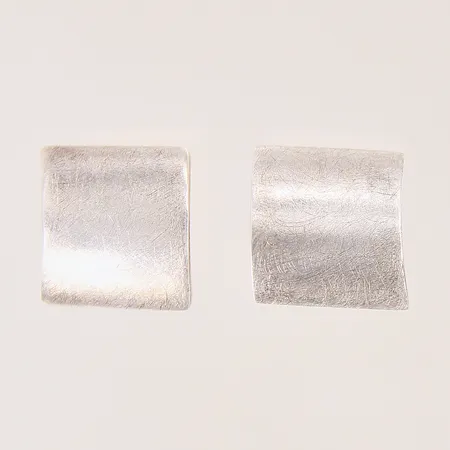 Ett par örhängen, 15x14mm, repiga, silver 925/1000 Vikt: 6,8 g