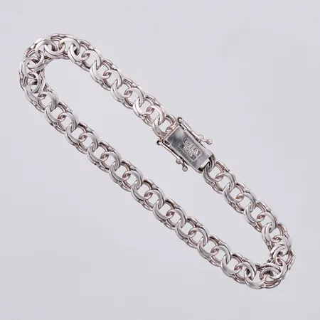 Armband Bismarck längd: ca 19cm bredd: ca 7mm, GHA, 925/1000 silver Vikt: 9,6 g