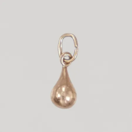 Berlock droppe 14mm inklusive ögla, bredd ca 5mm, öppen ögla, sliten förgyllning, 835/1000 silver, Vikt: 0,4 g