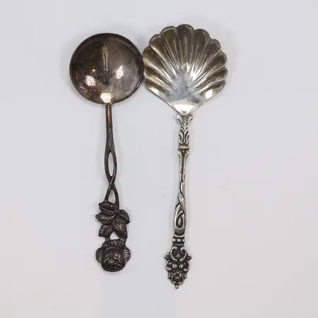 2 skedar, silver, 830/1000 Vikt: 30 g