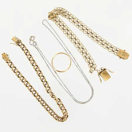 Kedja Venezia, bucklig, 2 armband defekter, slitage, 1 ring gravyr, 18K  Vikt: 22,8 g