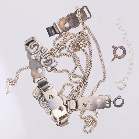 Diverse defekt silver, 830-925/1000 silver Vikt: 23,9 g
