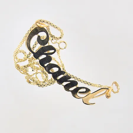 Collier X-länk med integrerad namnbricka, längd 43cm, bredd 1,4mm,  OBS! Ej märkesdesign!, ojämnheter, defekt lås, 18K  Vikt: 5 g