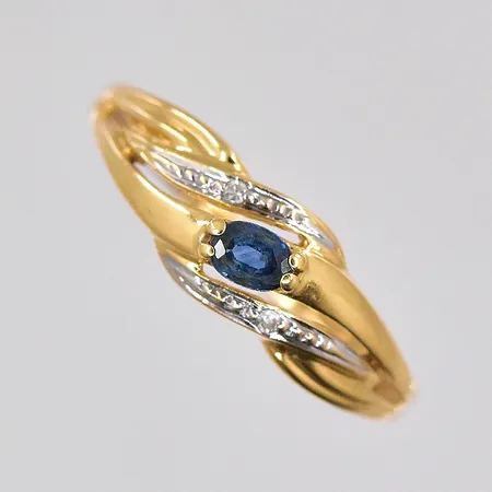 Ring med syntetisk safir och diamanter 8/8-slipade 2x ca 0,005ct, stl 15¾, 18K Vikt: 1,3 g