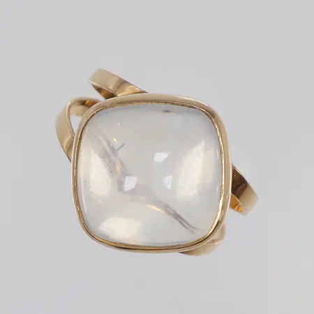 Ring med vit sten stl 16½ bredd 2-14mm 18K Vikt: 4,6 g