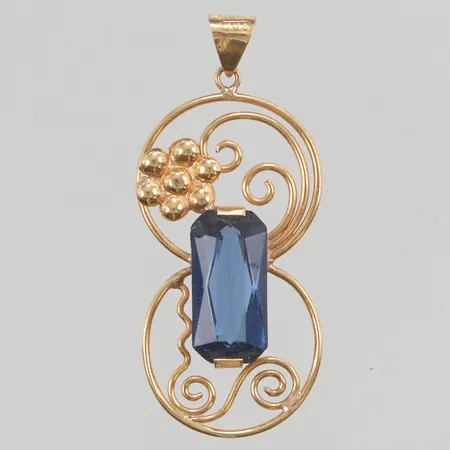 Hänge med blå sten, 4cm, bredd:1,7cm, 18K bruttovikt 2,8g.