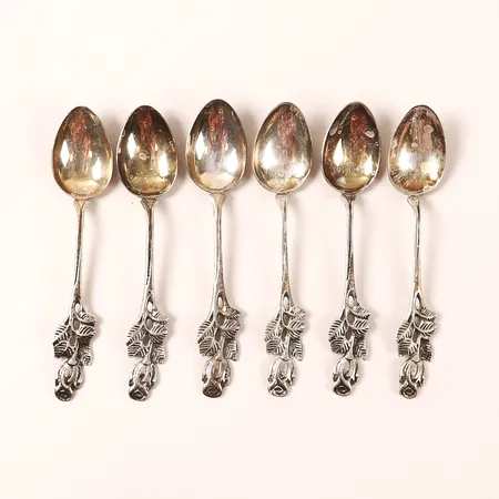 Sex moccaskedar, GEWE, Malmö, 1960-tal, längd 9,5cm, slitage, silver. Vikt: 44 g