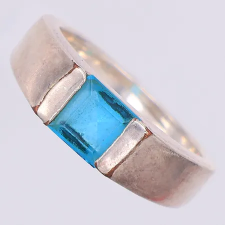 Ring metall silverpläterad, turkos sten, stl 16¾