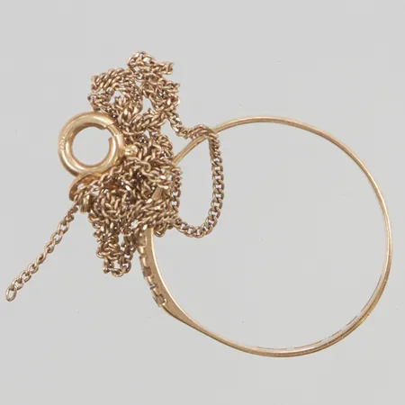 Diverse guld, trasigt 18K 2,6g.