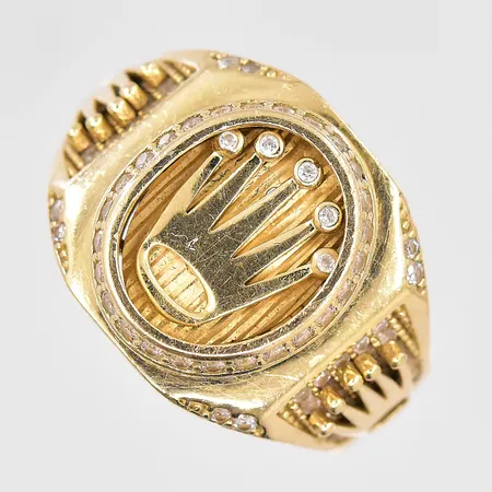 Klackring med vita stenar, stl 18¼, något skev skena, 14K Vikt: 8,9 g