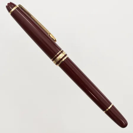 Reservoarpenna Montblanc Meisterstuck, numrerad 4810, serienr LB299131, stift i 14K, Germany, behov av bläck, repor, inga tillbehör.