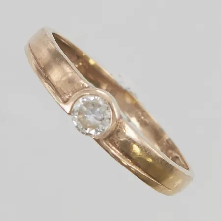 1 Ring Ø18 bredd:4,2mm, 8K, 1,5g.