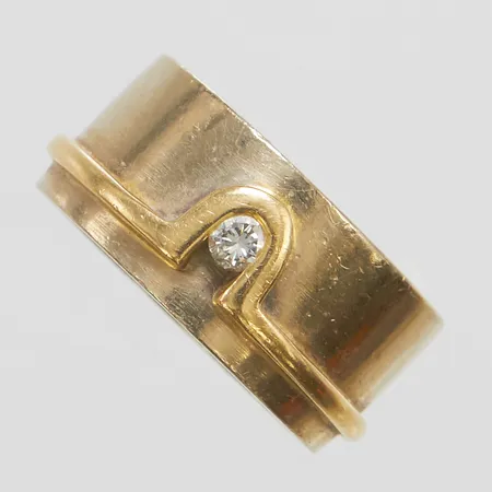Ring, Ø19, bredd: 10,1mm, diamant 1 x ca.0,09ct, tvåfärgad, 18K Vikt: 11,9 g