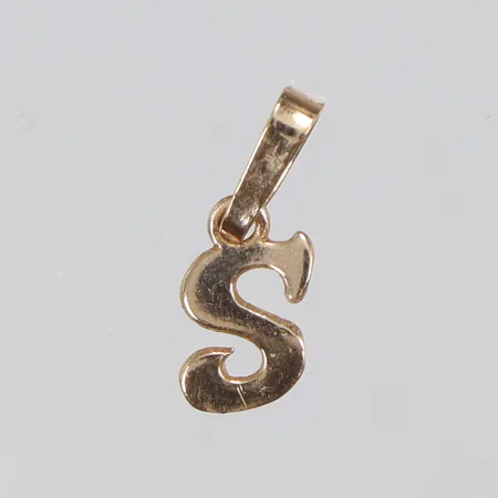 Hänge i form av bokstaven "S" 5x12mm, SGP 18K Vikt: 0,2 g