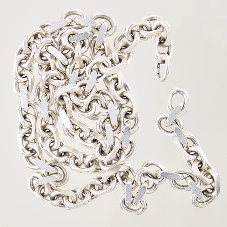 Kedja Ankar, längd 59,5cm, bredd 7mm, saknar lås, något repig, silver 925/1000 Vikt: 93,2 g