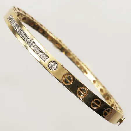 Armring med vita stenar, innermått 17cm, bredd 5,5mm, Ø60x49mm, 14K  Vikt: 10,6 g