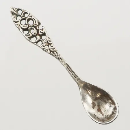 Saltsked, längd 5,5cm, skadad, 830/1000 silver Vikt: 3,2 g