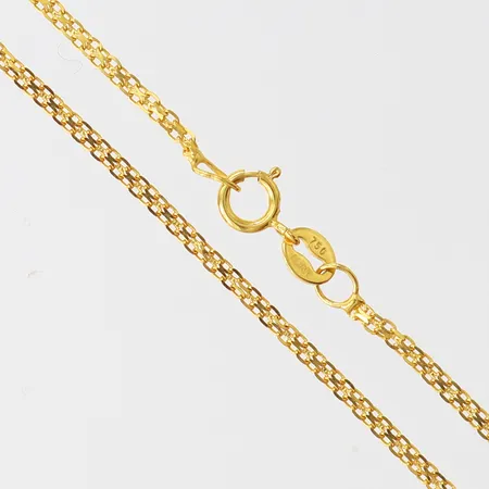 Kedja X-länk, längd 45,5cm, bredd 1,4mm, 18K.  Vikt: 1,9 g