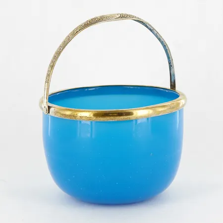 Sockerskål i troligt blått opalinglas, detaljer i metall, sliten silverplätering, 12,5cm, höjd 8,5cm