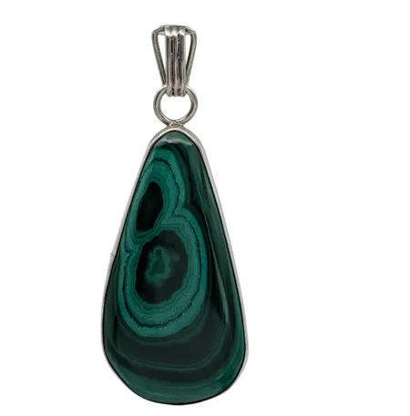 Hänge, stor modell, silver 925/1000, Malakit, längd inkl. ögla 57 mm, bredd 22,5 mm, uppbyggnad 7,5 mm, sten utan anmärkning Vikt: 13,5 g