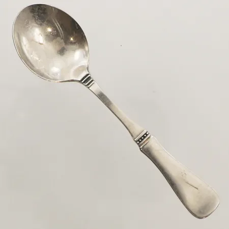 Kaffesked, modell Uppsala, längd 11cm, MGAB år 1972, 830/1000 silver Vikt: 12,2 g