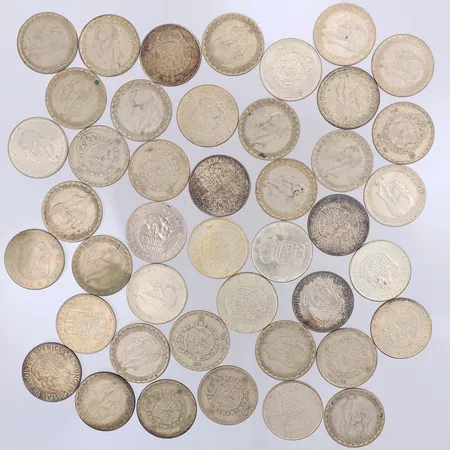 43 mynt nominellt värde 1kr, 400/1000 silver Vikt: 300,5 g