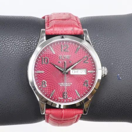 Armbandsur RSW La Neuveville, automatiskt, datum, läderband med box, ref RSWA148, box och certifikat 