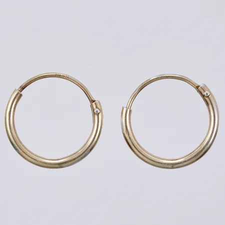 Ett par örhängen, Ø ca 13mm, förgyllda, 925/1000 Silver Vikt: 0,5 g