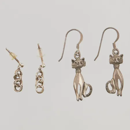 Örhängen, 2 par, låsstopp oädla, Silver 925/1000, 4g.