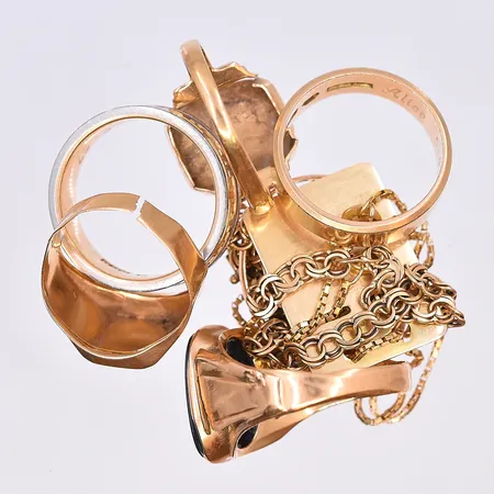 Diverse defekt guld, 18K. Vikt: 38 g