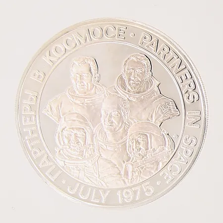 Medalj Token-Soyuz-Apollo, B Kocmoce Partners in Space, 1975, Ø38,5mm, silver 925/1000 Vikt: 22 g