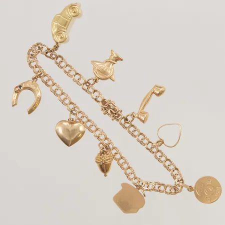 Armband, Bismarck med 9 Berlocker, 18cm, bredd:4,1mm, 12,6g.