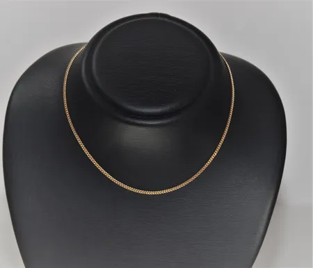 Halsband Längd 38 cm ,Breed 2,08 mm ,18K Vikt: 6,7 g