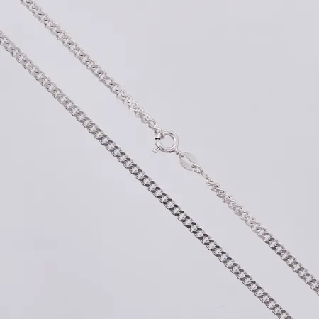 Kedja Pansar längd: ca 50cm, bredd: ca 3mm, GHA, 925/1000 silver  Vikt: 9,8 g