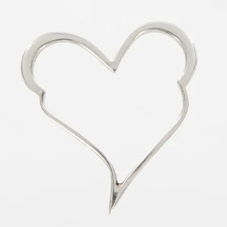 Hänge hjärta signerad Efva Attling, 28x30mm, vitguld 18K, lädersnöre 74cm medföljer Vikt: 4 g