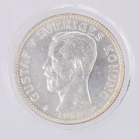 Mynt Gustaf V 1936, nominellt värde 2kr, 800/1000 silver, plastetui Vikt: 15 g