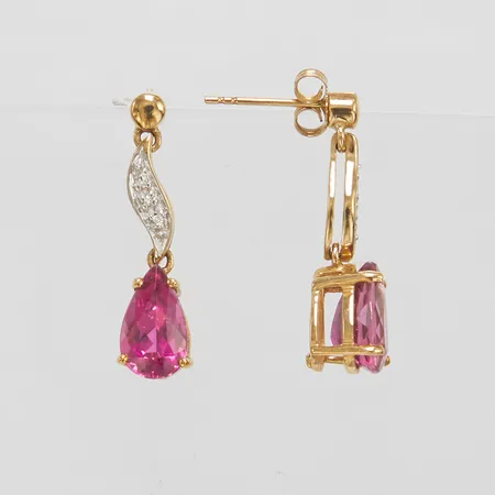 Örhängen med rosa turmaliner samt diamanter 6 x ca.0,005ct, 8/8-slipade, längd: ca.26mm, 9K