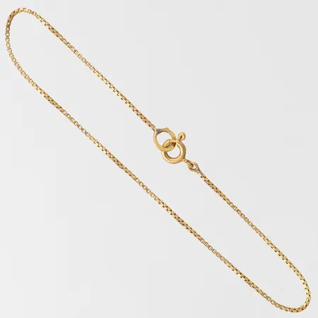 Armband Venezia, längd 17cm, bredd 0,9mm, 18K.  Vikt: 1,1 g