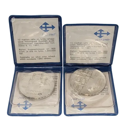 Silvermynt, 2 stycken, 10 mark, Finlands femtioåriga självständighet, 1917-1967,  900/1000, 23,9g per styck, i myntfickor, 