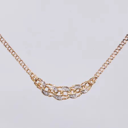 Collier bismarck med diamanter ca 10x0,005ct, längd: ca 42cm bredd: ca 2-7mm, 18K Vikt: 5,1 g