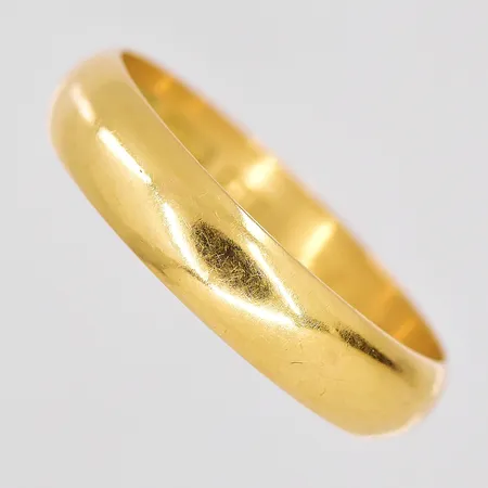 Ring stl 21, personligt graverad, 18K Vikt: 5,2 g