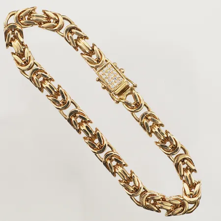 Armband Kejsar, längd 21,5cm, bredd 7,3mm, lås med diamanter 20x ca 0,01ct, ca tio diamanter indikerar på syntetiska, 18K Vikt: 74,8 g