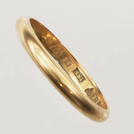 Ring slät, stl 21, bredd 3mm, gravyr, 18K Vikt: 4 g