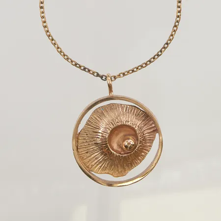 Collier, med Bronshänge, "Pertti Peuri" 4,5cm