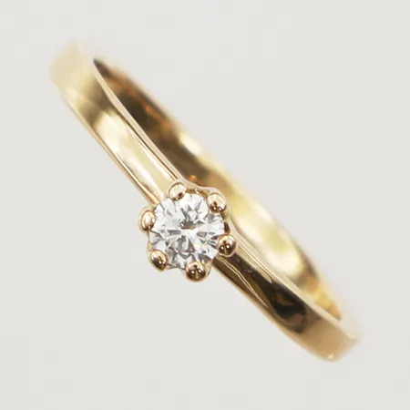 Ring med diamant 0,16ct enligt gravyr, stl 17½, bredd 1,8-4,7mm, Kaplans Safir AB, 18K Vikt: 2,8 g