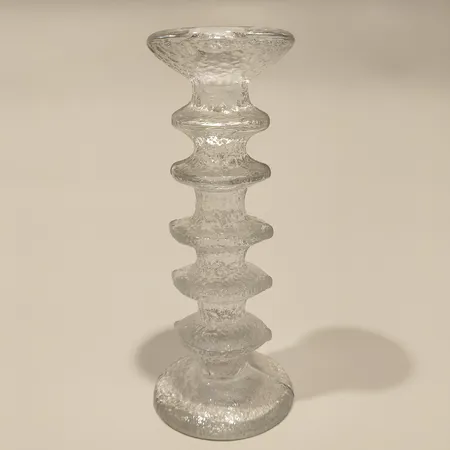 Ljusstake Festivo Timo Sarpaneeva Iittala, höjd ca 21cm. Skickas med postpaket.