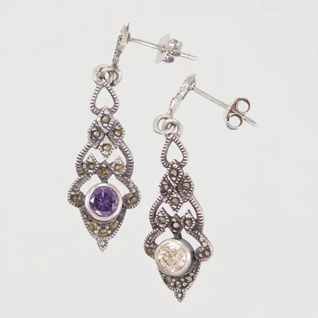 Ett par örhängen med stenar, längd ca 40mm, stenar saknas, ena stopp oädel metall, 925/1000 silver, Vikt: 4,6 g